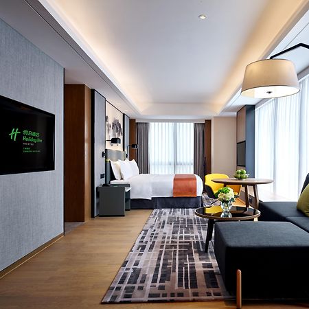 Holiday Inn Guangzhou South Lake Hotel - Ideal For Business & Leisure Ngoại thất bức ảnh