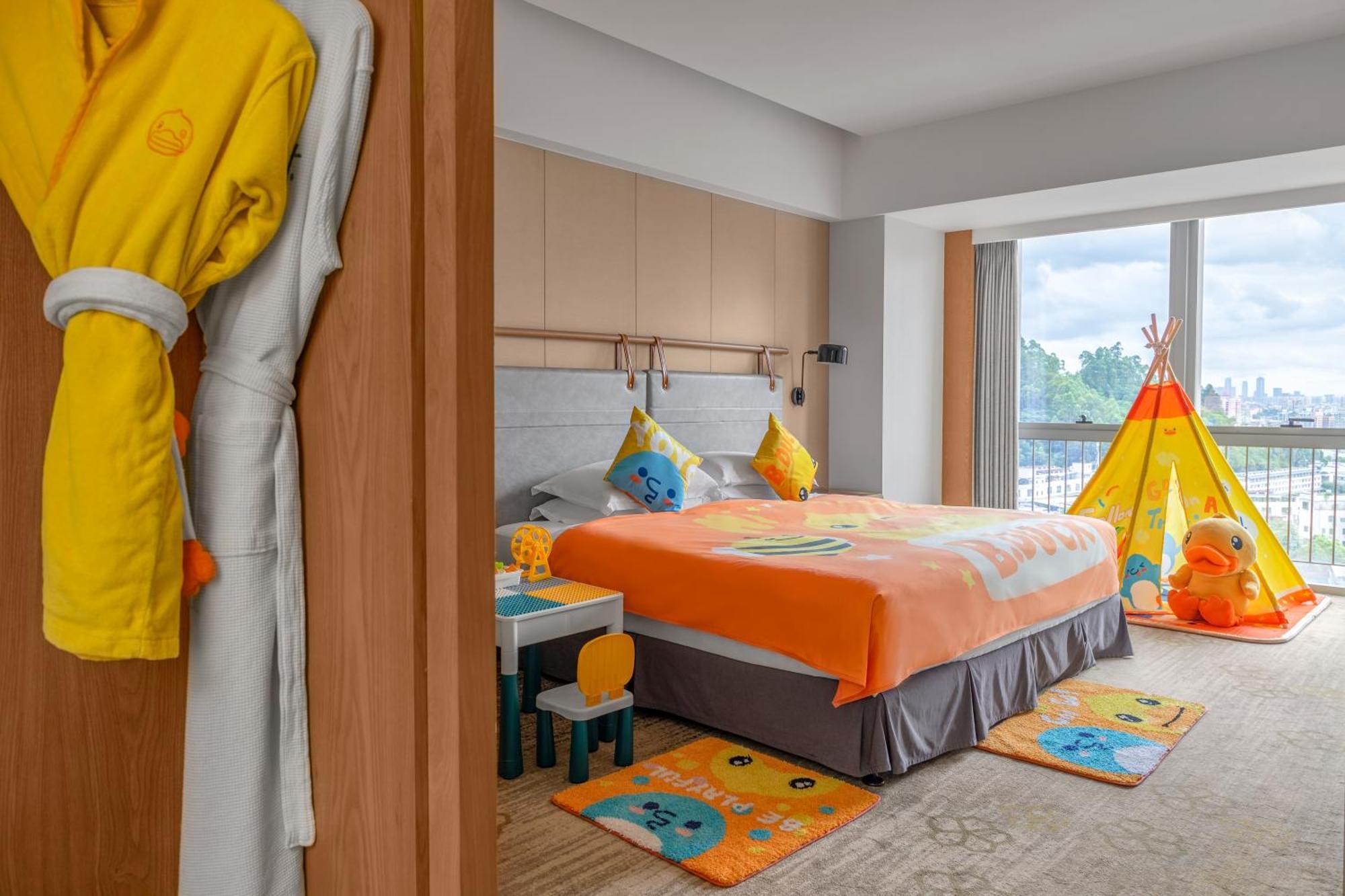 Holiday Inn Guangzhou South Lake Hotel - Ideal For Business & Leisure Ngoại thất bức ảnh